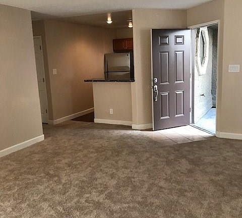 3rd image of 5028 S Rainbow Blvd Unit 101