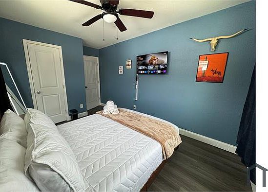 5th image of 4839 Mallow St