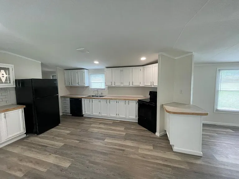 1552 N Boatman Rd #42 — Photo 4