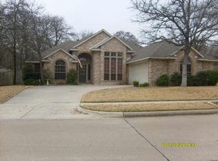 1617 Spinnaker Ln, Azle, TX 76020