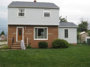 8104 Lanyard Dr, Parma, OH
