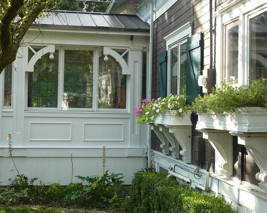 South Garden Room