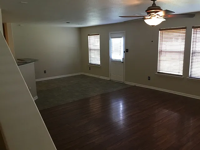 22011 Orchard Dale Dr — Photo 5