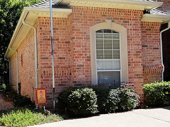 4th image of 1924 Channing Park Dr