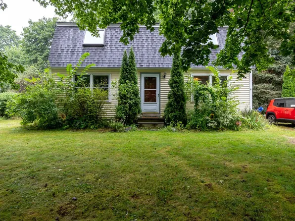 3 Millstream Lane, Concord, NH 03303
