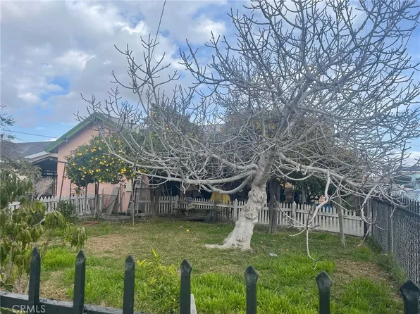 600 N Acacia Ave, Compton, CA 90220