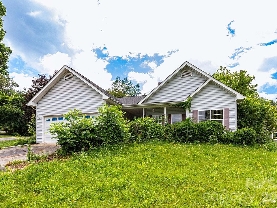 1st image of 5 Carter View Ln