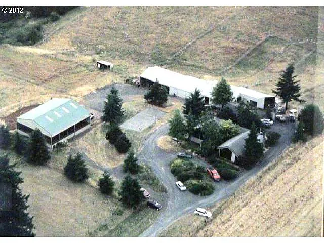 11775 NE Parrett Mountain Rd photo 1