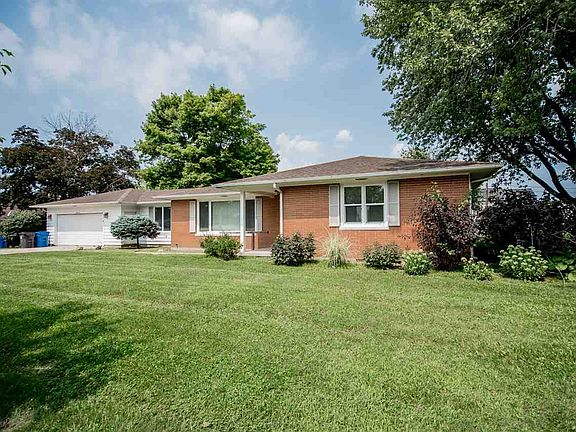 3rd image of 3 Linda Ln