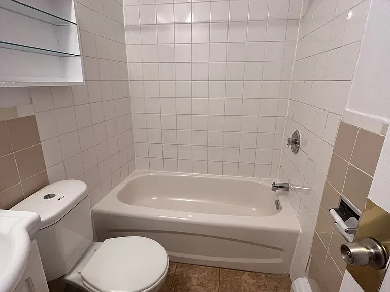 119 Daly Ave #A8 — Photo 10