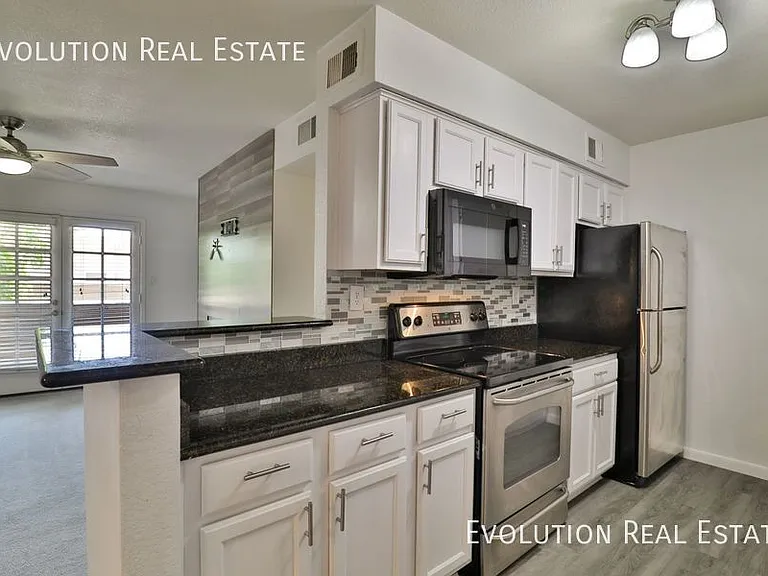 5995 N 78th St #2110 — Photo 1