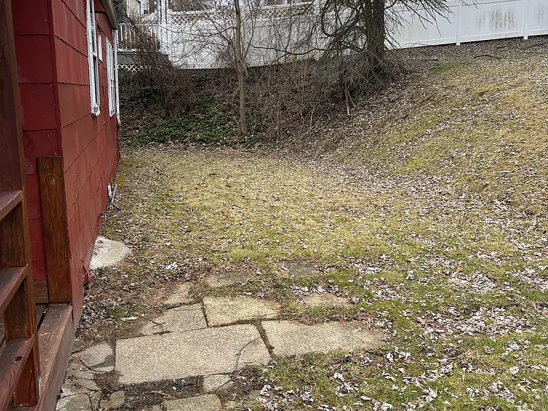 715 Grant Avenue Ext — Photo 8