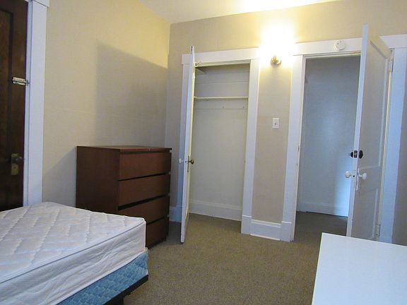 3rd image of 124 S 7th St APT 2