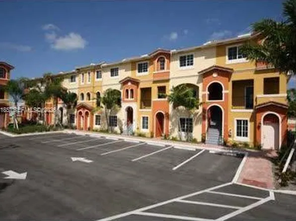 141 NW 2nd Ave Unit 7, Hallandale Beach, FL 33009