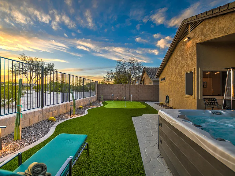 30304 N Sunray Dr — Photo 2