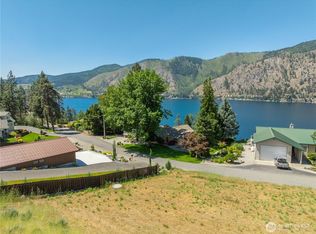 2870 Lakeshore Drive, Manson, WA 98831