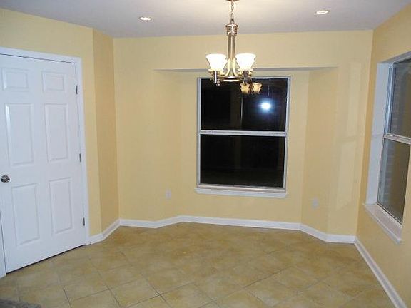 4th image of 13617 N Cavelier Dr