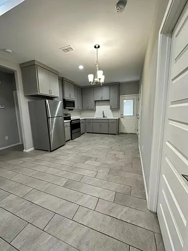 909 W Sunset Dr #2 Photo 1