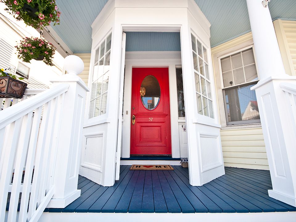 1st image of 37 Belfort St