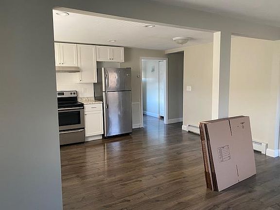 plenty of room for a large kitchen table