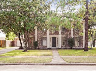 10042 Lazy Meadows Dr, Houston, TX 77064