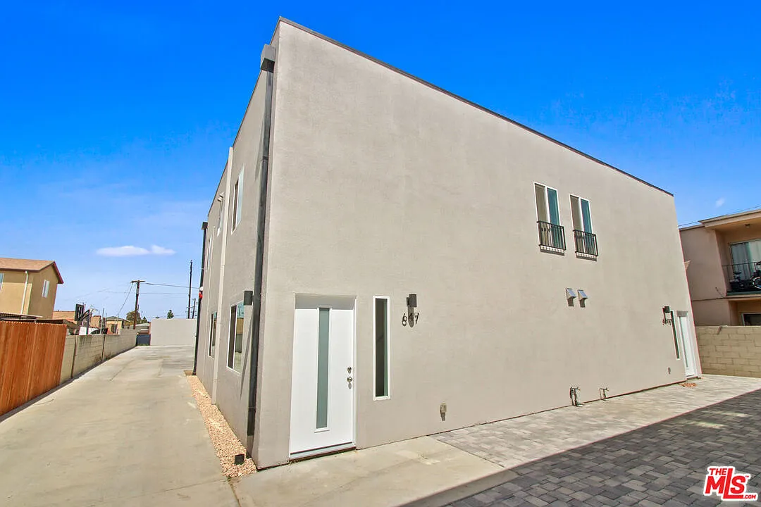 5 bed, 3.0 bath, 1588 sqft, $4,595 — Photo 4