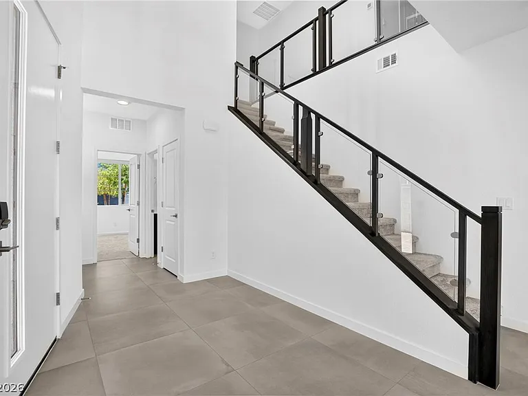 6170 Redstone Hills Dr — Photo 12