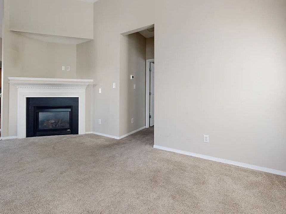 2nd image of 611 Meeting Hall Dr