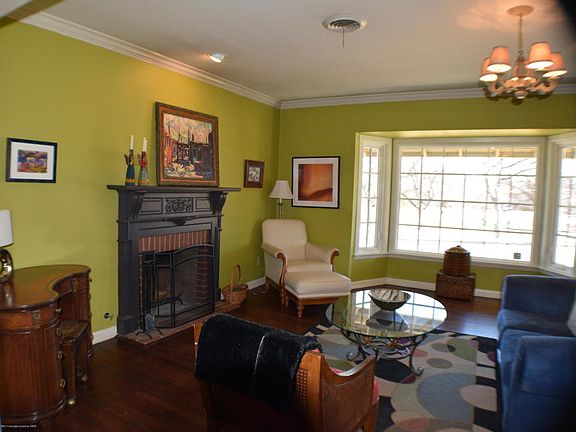 4th image of 121 Parkview Dr