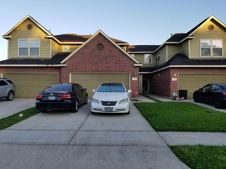 543 Birdsong Dr — Photo 3
