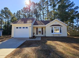 106 Bridgewater Ct, Jacksonville, NC 28546