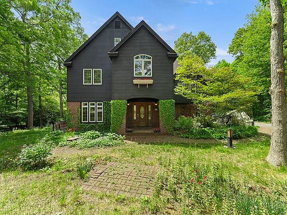 2nd image of 28 Vincent Rd