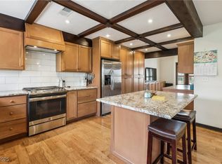 6712 Kittery Dr, Las Vegas, NV 89107