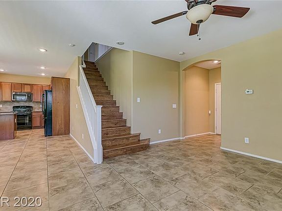 5th image of 10643 Bandera Mountain Ln