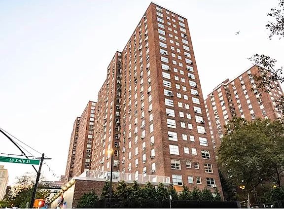 5th image of 70 La Salle St APT 14F