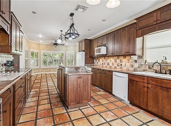 3rd image of 30302 Ashley Dr