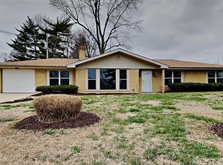 1025 Express Dr, Belleville, IL