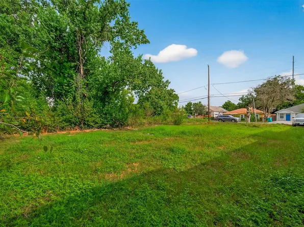 3552 Nathaniel Brown St, Houston, TX 77021