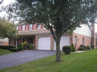 1002 Dawn Ave, Ephrata, PA 17522