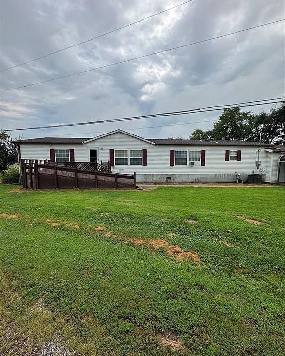 1st image of 3008 SW Lakefront Ln W