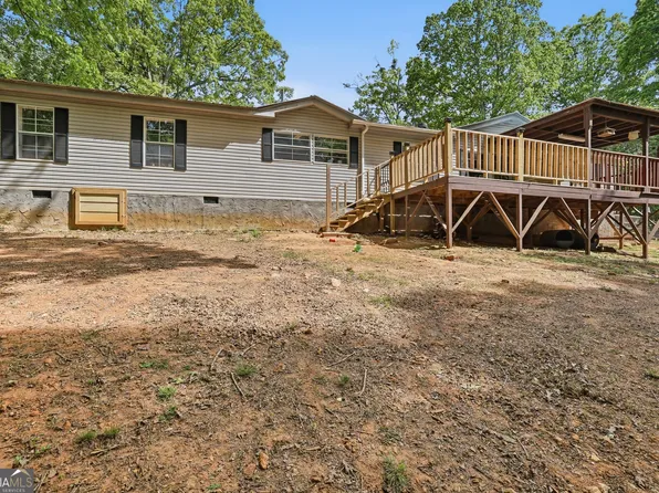 1006 Paradise Park Rd, Cornelia, GA 30531