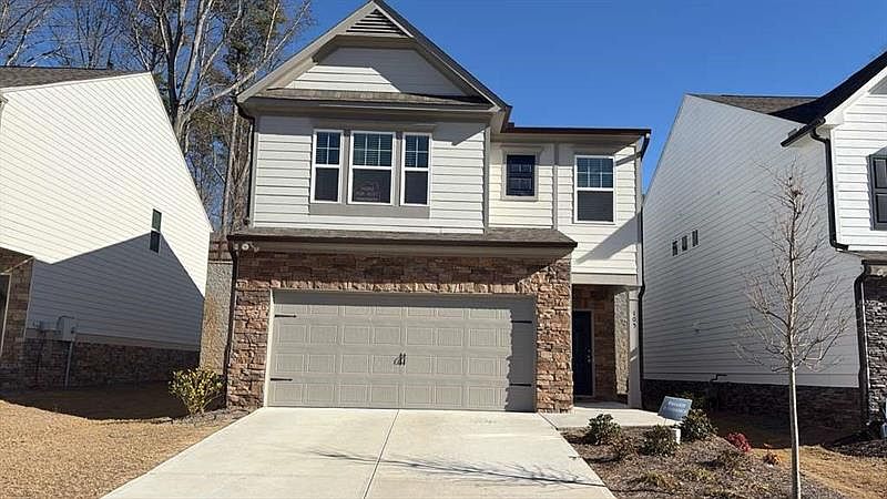 1st image of 105 Berry Dr
