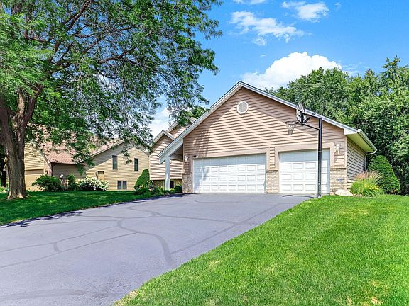 2nd image of 1447 Cutters Ln
