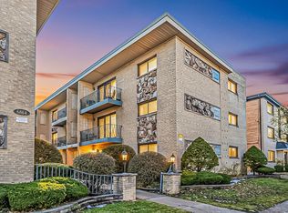 6870 N Northwest Hwy APT 2F, Chicago, IL 60631