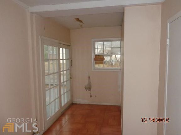 4th image of 526 Ventura Dr