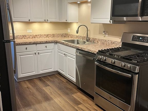 4th image of 3179 W 115th St APT 1N