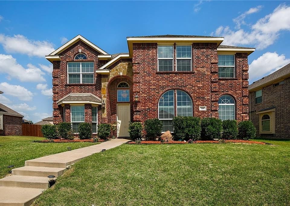 1st image of 310 Wisteria Way