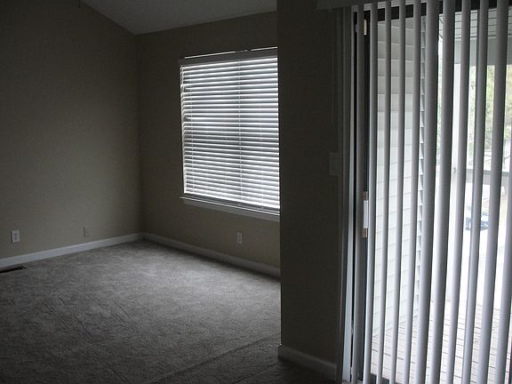4th image of 8765 W 106th Ter