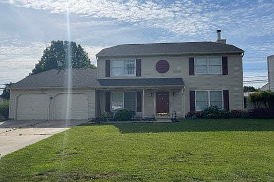 1st image of 203 Abbey Ln