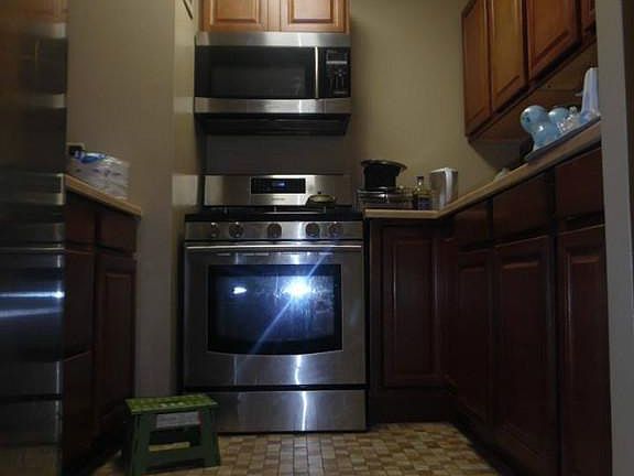 2nd image of 90 Gold St APT 6E
